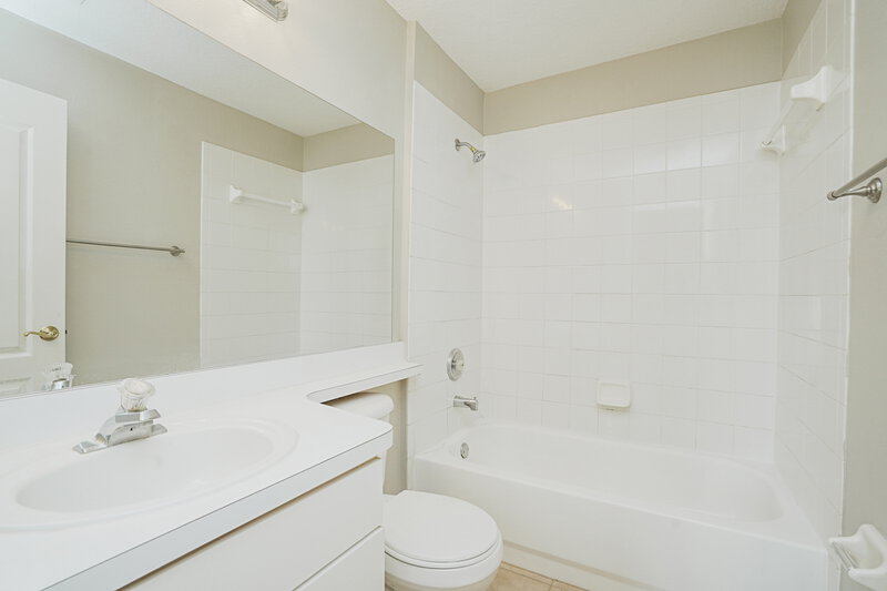 2,235/Mo, 8614 Cara Park Way Tampa, FL 33635 Bathroom View