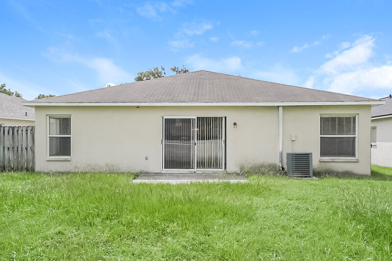 2,235/Mo, 8614 Cara Park Way Tampa, FL 33635 Rear View