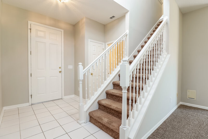 2,190/Mo, 31544 Spoonflower Cir Wesley Chapel, FL 33545 photofoyer View