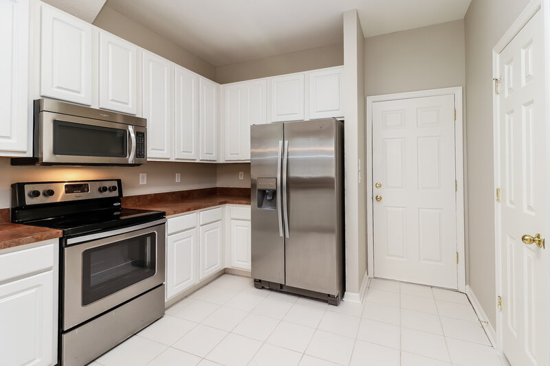 2,190/Mo, 31544 Spoonflower Cir Wesley Chapel, FL 33545 photokitchen View 2