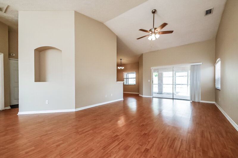 2,075/Mo, 9830 Cristina Dr Riverview, FL 33569 Living Room View 3