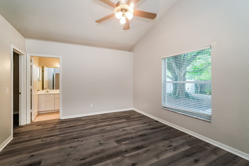 2,205/Mo, 24605 Laurel Ridge Dr Lutz, FL 33559 Main Bedroom View 2