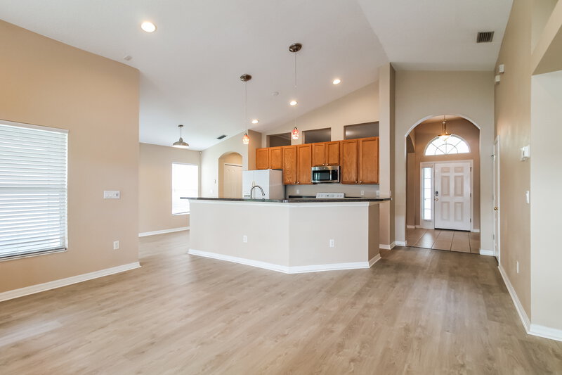 2,265/Mo, 22852 Hawk Hill Loop Land O' Lakes, FL 34639 Living Room View 2