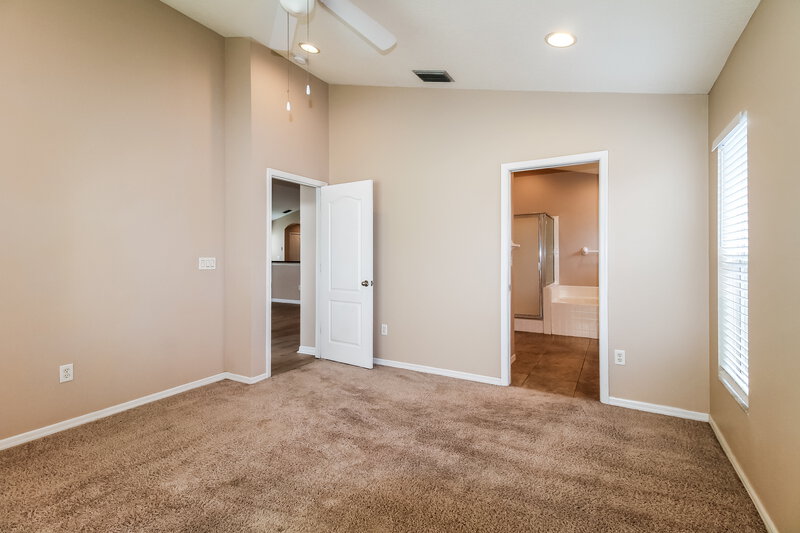2,265/Mo, 22852 Hawk Hill Loop Land O' Lakes, FL 34639 Main Bedroom View 3
