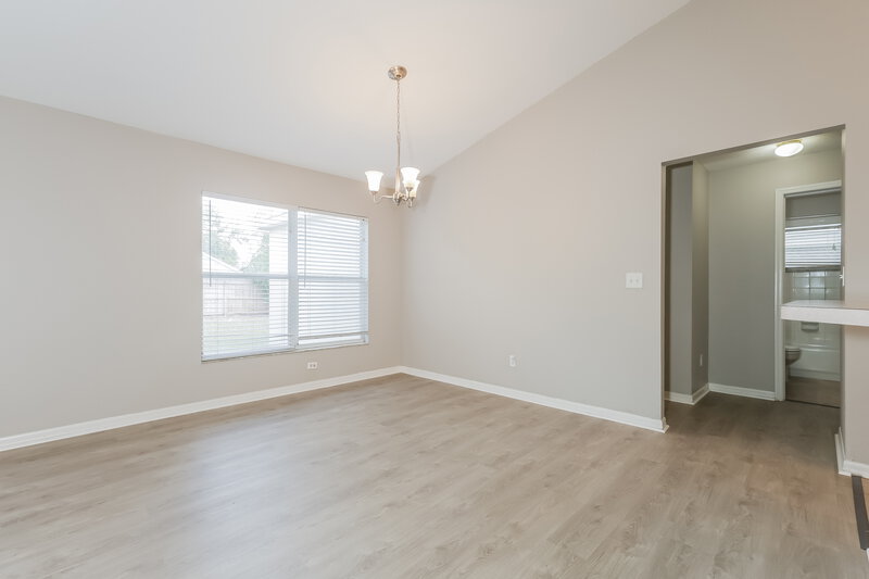 2,005/Mo, 7616 Bristol Park Dr Apollo Beach, FL 33572 Dining Room View