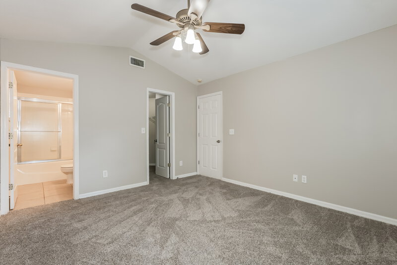 2,005/Mo, 7616 Bristol Park Dr Apollo Beach, FL 33572 Main Bedroom View 2