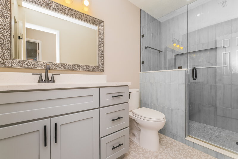 2,805/Mo, 7022 Drury St Tampa, FL 33635 Bathroom View