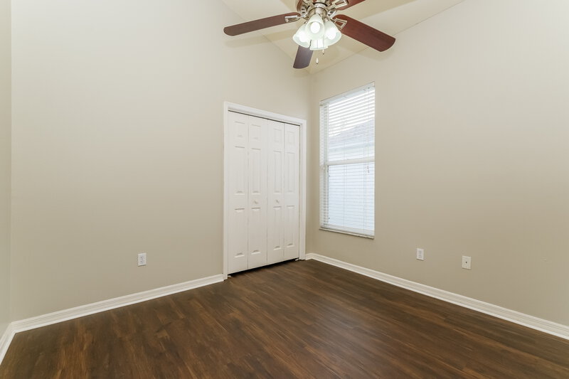 2,230/Mo, 725 Sand Ridge Dr Valrico, FL 33594 Bedroom View 2