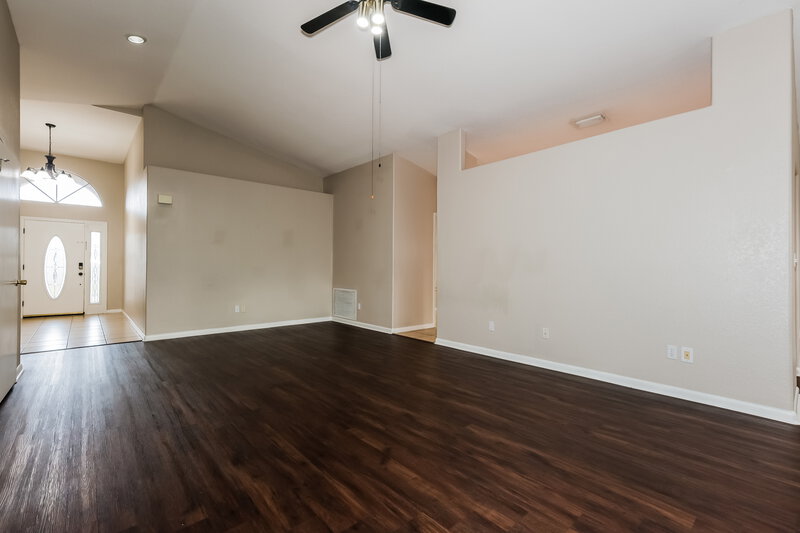 2,295/Mo, 1411 Forsyth Way Brandon, FL 33511 Living Room View 3