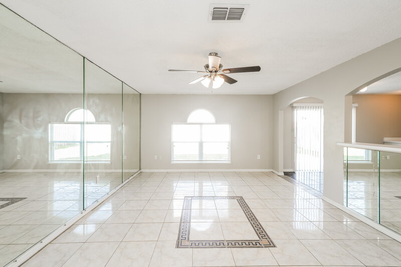2,065/Mo, 30315 Double Dr Wesley Chapel, FL 33545 Living Room View