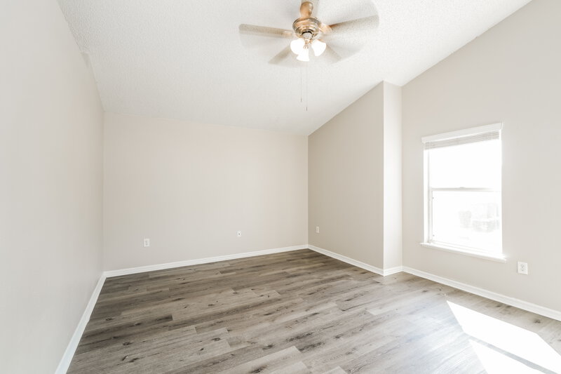 2,065/Mo, 30315 Double Dr Wesley Chapel, FL 33545 Main Bedroom View