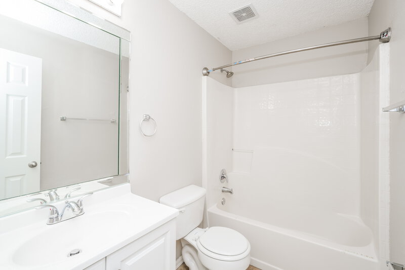 2,065/Mo, 30315 Double Dr Wesley Chapel, FL 33545 Bathroom View