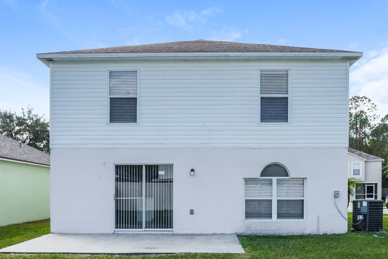 2,065/Mo, 30315 Double Dr Wesley Chapel, FL 33545 Rear View