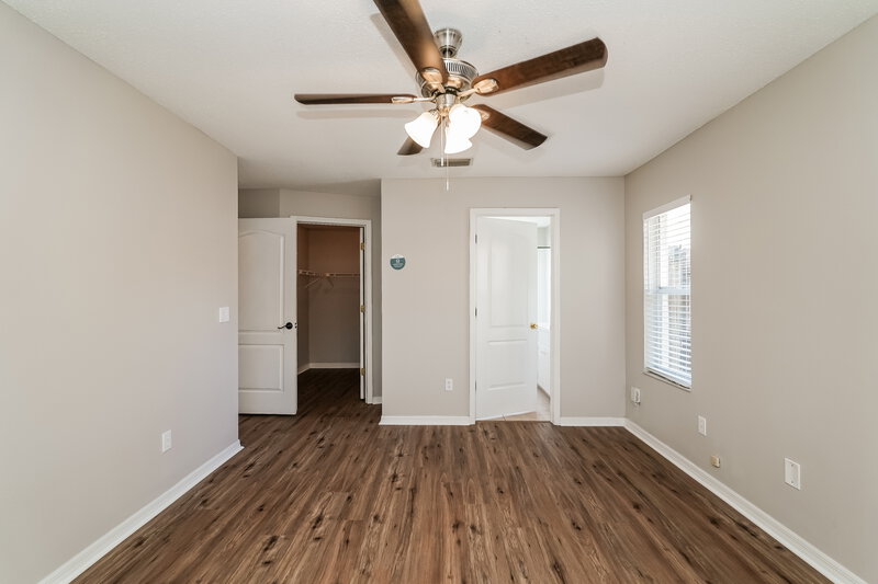 2,215/Mo, 4640 Burlington Rd Land O' Lakes, FL 34639 Main Bedroom View 2