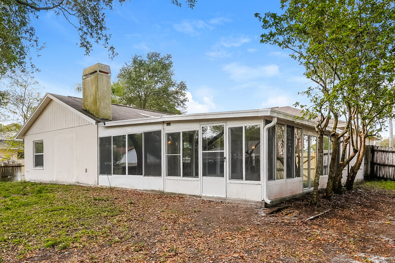 2,215/Mo, 4640 Burlington Rd Land O' Lakes, FL 34639 Rear View