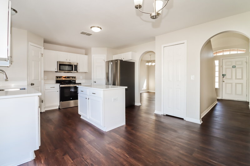 4,020/Mo, 10401 River Bream Dr Riverview, FL 33569 Breakfast Nook View 2