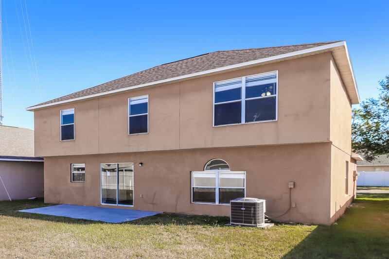 4,020/Mo, 10401 River Bream Dr Riverview, FL 33569 Rear View