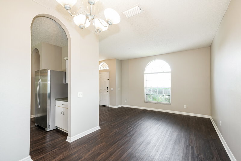 2,375/Mo, 18233 Brookpark Dr Tampa, FL 33647 Breakfast Nook View