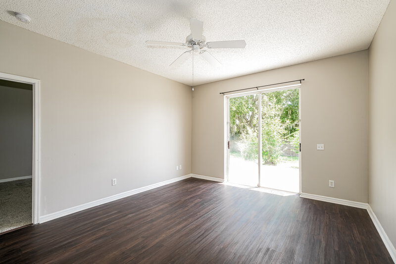 2,375/Mo, 18233 Brookpark Dr Tampa, FL 33647 Family Room View