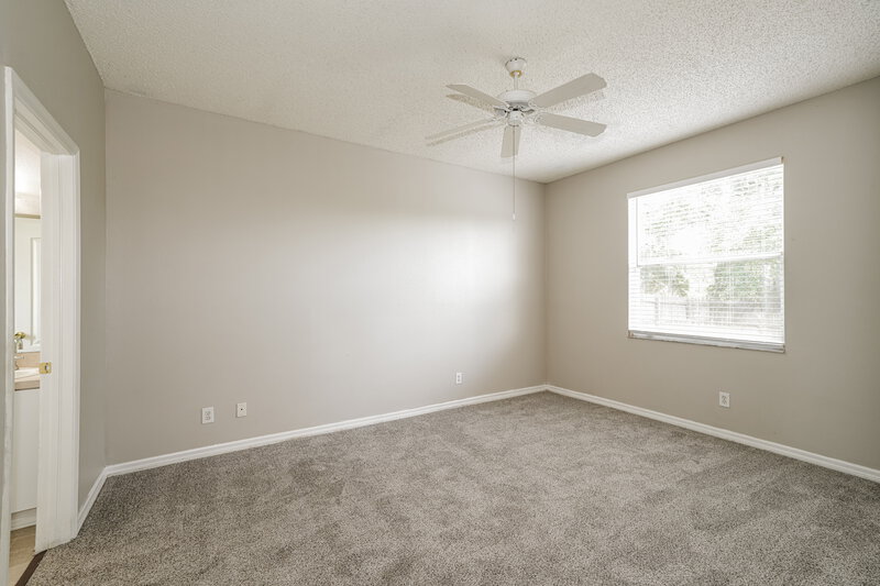 2,375/Mo, 18233 Brookpark Dr Tampa, FL 33647 Main Bedroom View