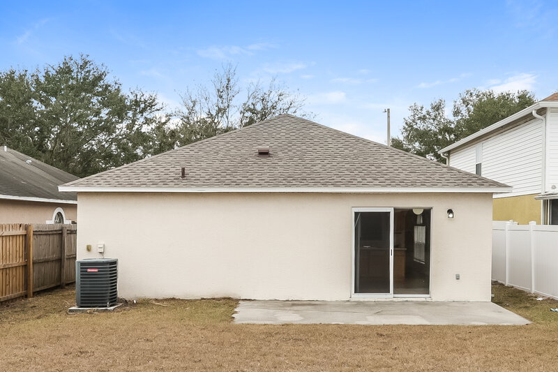 2,070/Mo, 11349 Ivy Flower Loop Riverview, FL 33578 Rear View