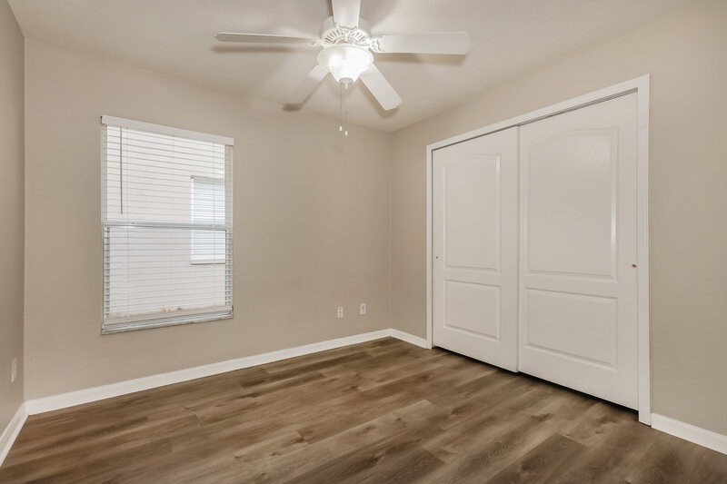 1,780/Mo, 407 Vine Cliff St Ruskin, FL 33570 Bedroom View 2
