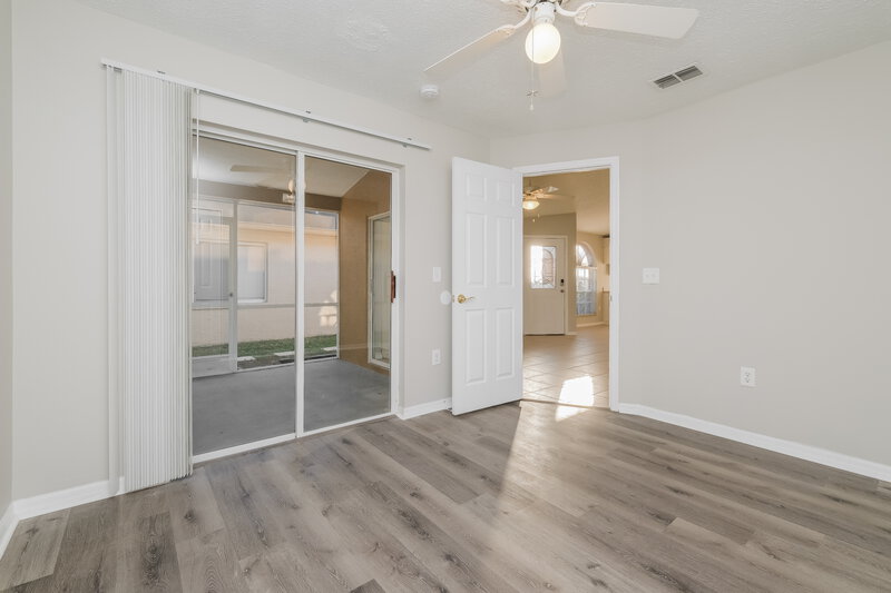 1,880/Mo, 7922 Barclay Rd New Port Richey, FL 34654 Bedroom View