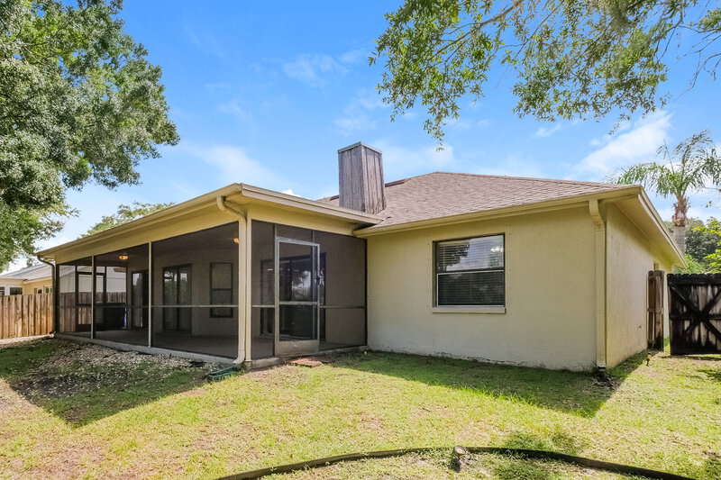 2,470/Mo, 5713 Erhardt Dr Riverview, FL 33578 Rear View