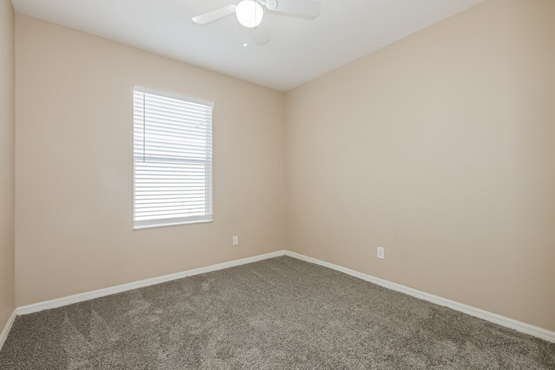 1,795/Mo, 7455 Oxford Garden Cir Apollo Beach, FL 33572 Bedroom View 2