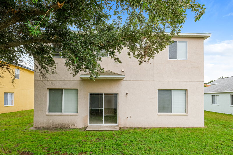2,155/Mo, 12822 Longcrest Dr Riverview, FL 33579 Rear View 2