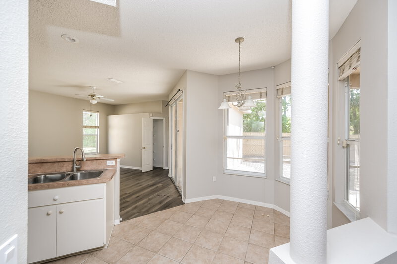 2,380/Mo, 7148 Captiva Cir New Port Richey, FL 34655 Breakfast Nook View