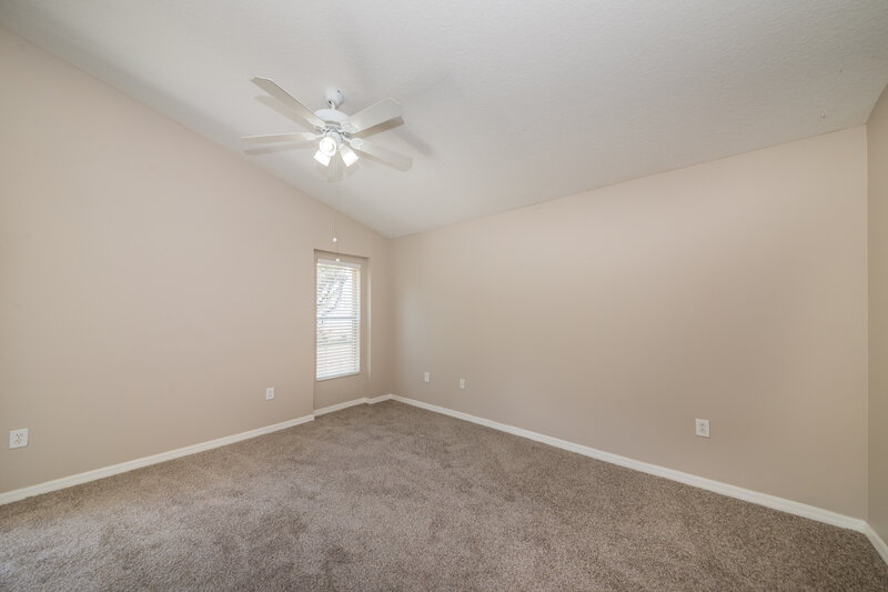 2,260/Mo, 1609 Carson White Ln Ruskin, FL 33570 Main Bedroom View
