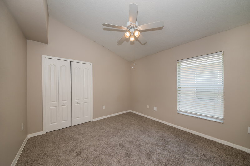 2,260/Mo, 1609 Carson White Ln Ruskin, FL 33570 Bedroom View 2