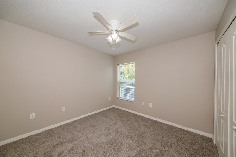 2,260/Mo, 1609 Carson White Ln Ruskin, FL 33570 Bedroom View 3