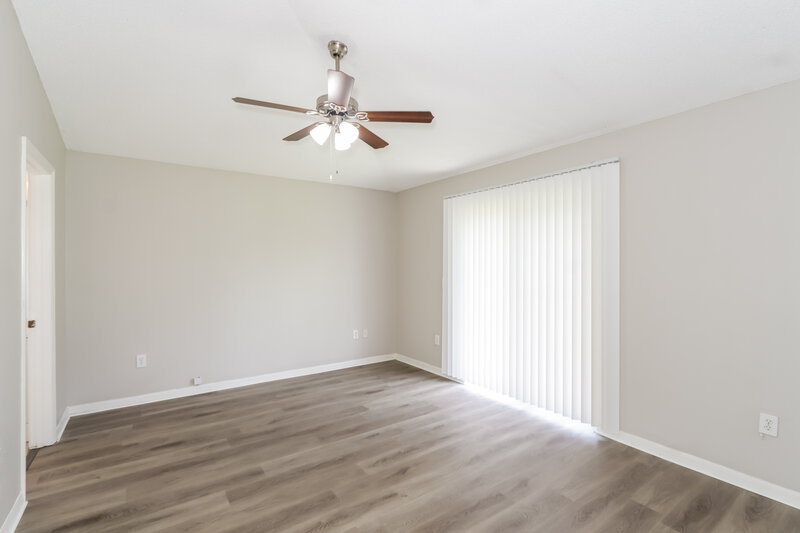 2,245/Mo, 1305 Cedar Rock Pl Brandon, FL 33511 Main Bedroom View 2