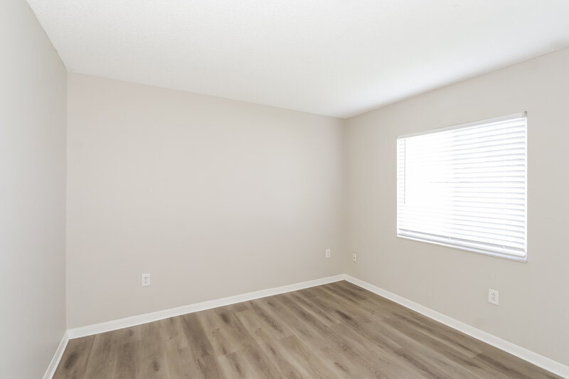 2,245/Mo, 1305 Cedar Rock Pl Brandon, FL 33511 Bedroom View 3