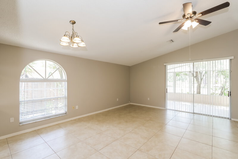 2,105/Mo, 7921 Hathaway Dr New Port Richey, FL 34654 Living Room View