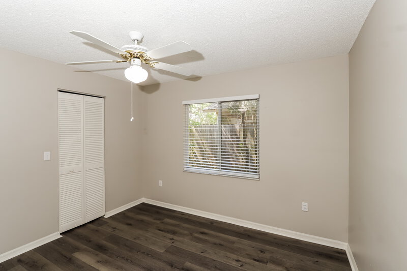 2,105/Mo, 7921 Hathaway Dr New Port Richey, FL 34654 Bedroom View