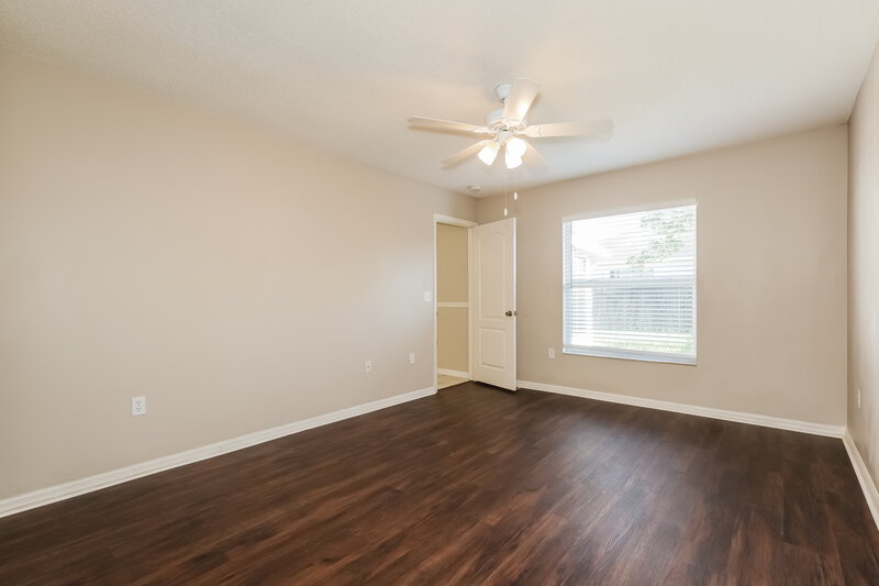 2,080/Mo, 656 Lakemont Dr Brandon, FL 33510 Main Bedroom View 2