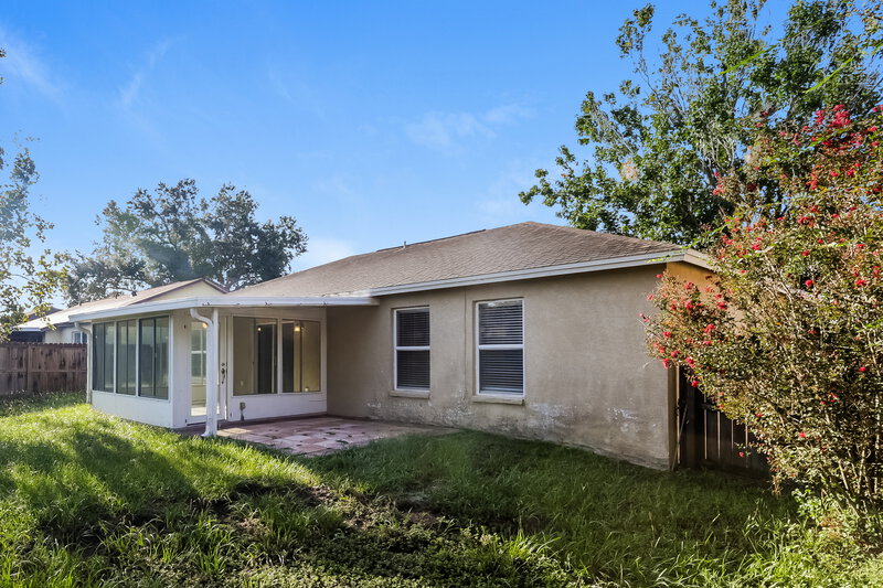 2,080/Mo, 656 Lakemont Dr Brandon, FL 33510 Rear View
