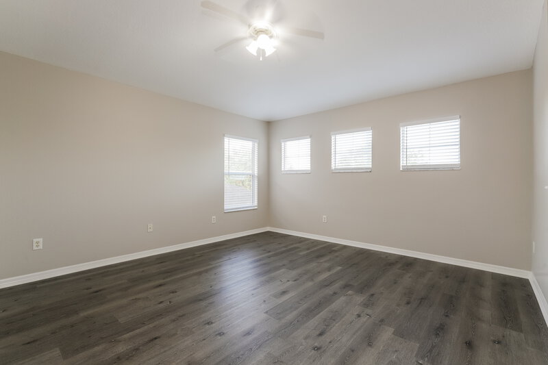 2,410/Mo, 8059 Canterbury Lake Blvd Tampa, FL 33619 Family Room View