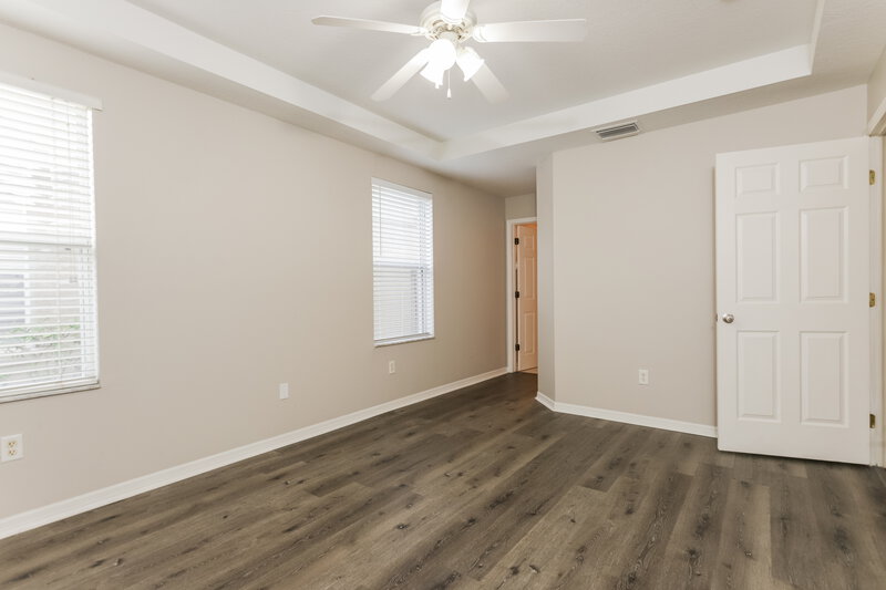 2,410/Mo, 8059 Canterbury Lake Blvd Tampa, FL 33619 Main Bedroom View