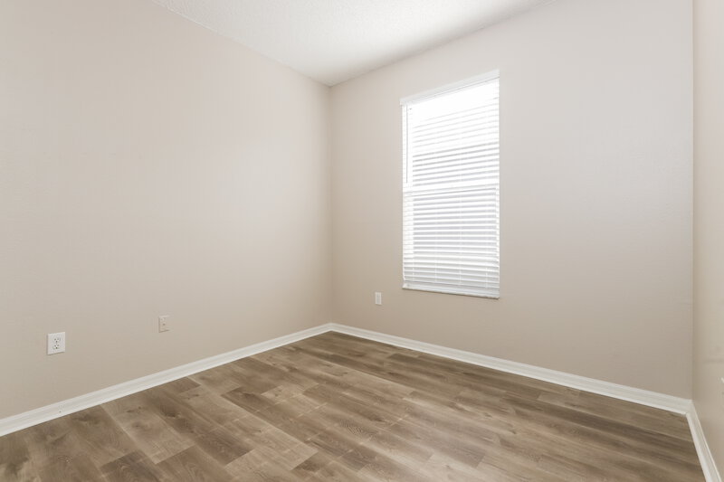 2,410/Mo, 8059 Canterbury Lake Blvd Tampa, FL 33619 Bedroom View 2