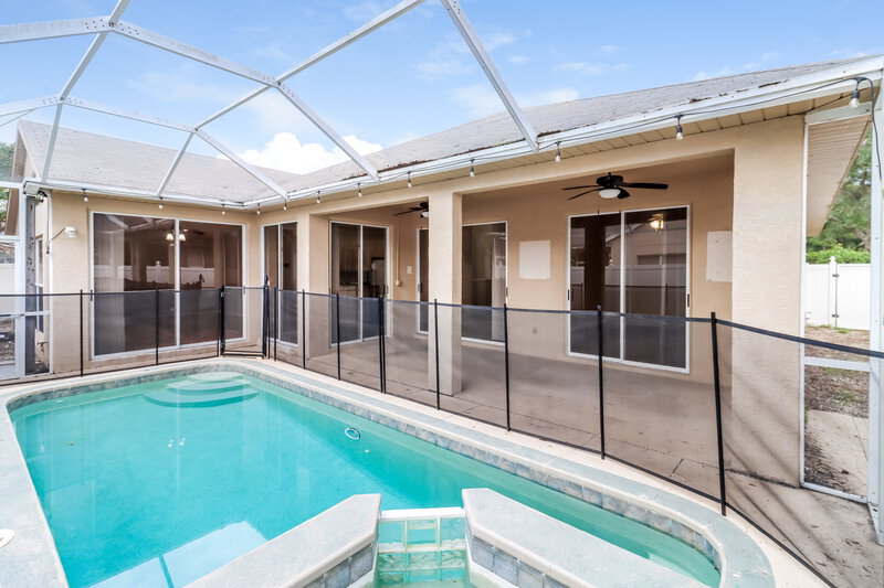 4,840/Mo, 1839 Wood Trail St Tarpon Springs, FL 34689 Rear View