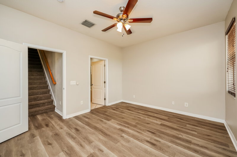 2,075/Mo, 908 Larwood Pine Dr Ruskin, FL 33570 Main Bedroom View 2