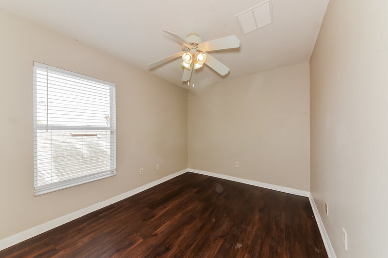 3,780/Mo, 908 Larwood Pine Dr Ruskin, FL 33570 Bedroom View 3