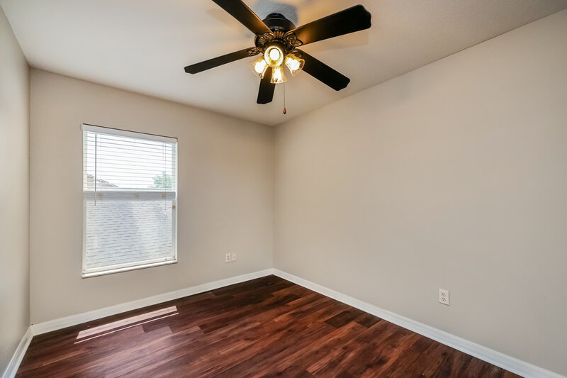 2,075/Mo, 908 Larwood Pine Dr Ruskin, FL 33570 Bedroom View 2