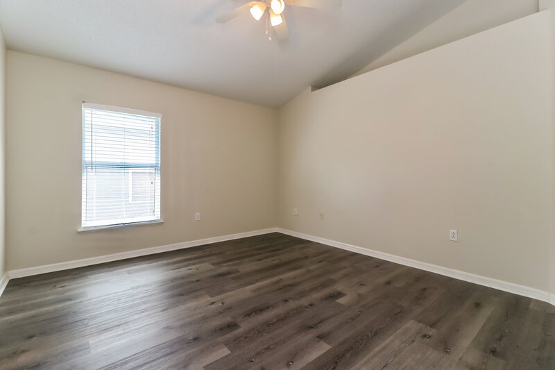 1,975/Mo, 6452 Tabogi Trl Wesley Chapel, FL 33545 Main Bedroom View