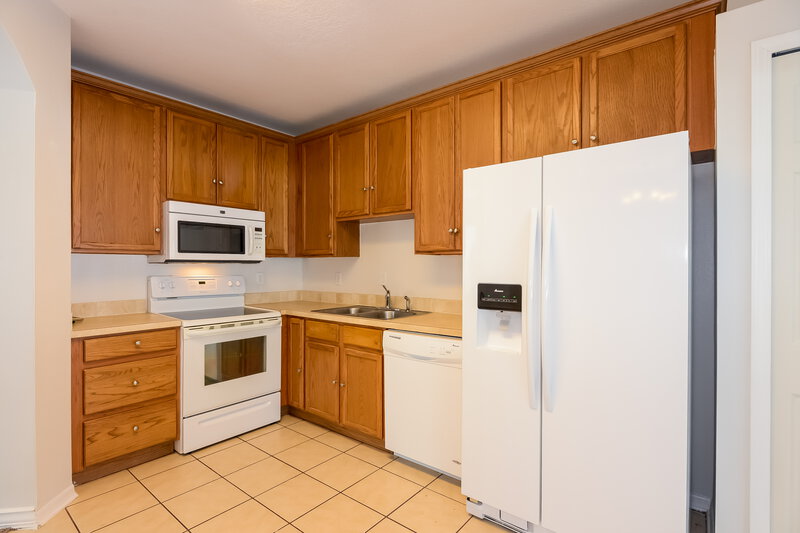 2,560/Mo, 8103 Canterbury Lake Blvd Tampa, FL 33619 Misc View 5