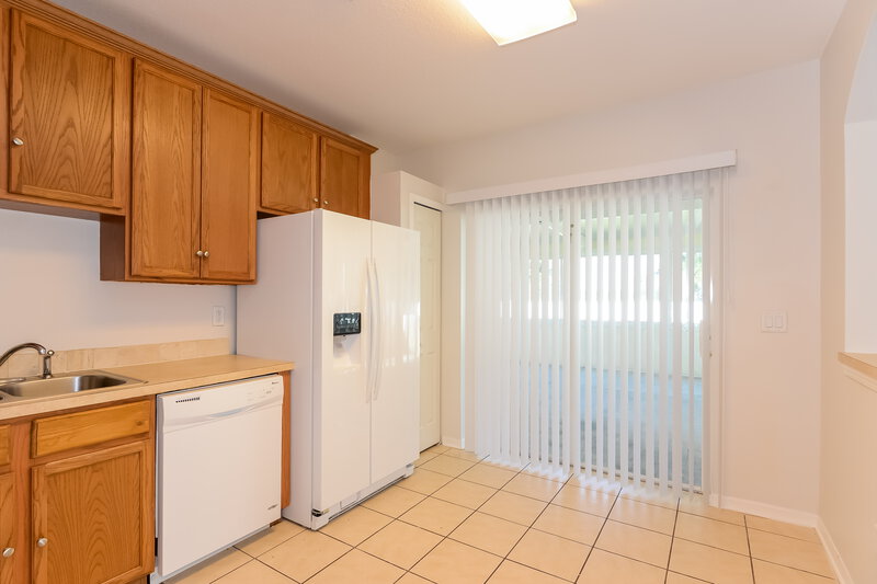 2,560/Mo, 8103 Canterbury Lake Blvd Tampa, FL 33619 Misc View 7